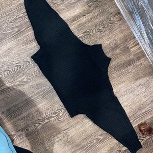 Black Cropped Turtleneck sweater